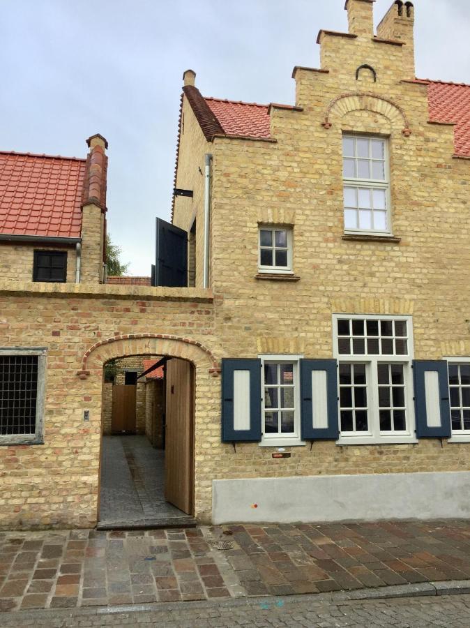 Villa Vis à Vis Nieuwpoort Esterno foto